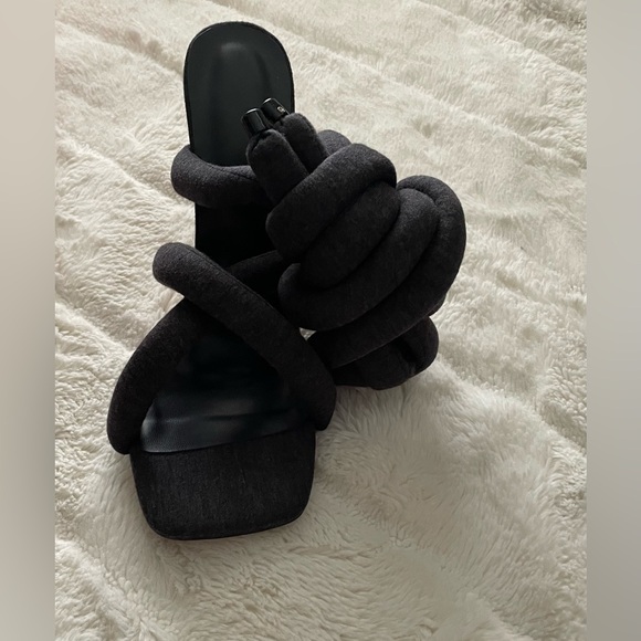 SHEIN Black Strappy High Heels - Picture 4 of 5